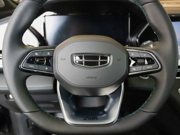 2026 Geely Monjaro I Рестайлинг, чёрный, 5140000 рублей - вид 13