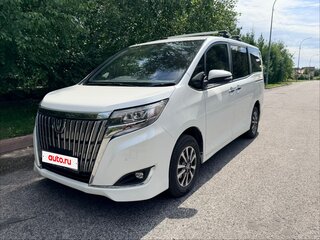 2019 Toyota Esquire I Рестайлинг, белый, 2350000 рублей, вид 1