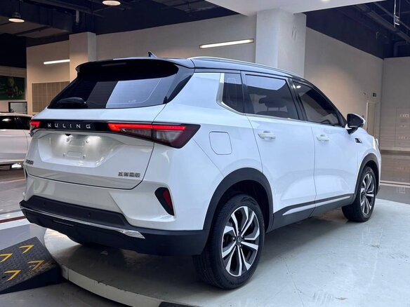 2022 Wuling Xingchi, белый, 1200000 рублей - вид 2
