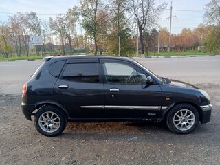 2003 Daihatsu Sirion I (M1), чёрный, 407000 рублей, вид 2