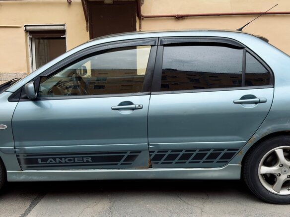 2006 Mitsubishi Lancer IX Рестайлинг, серый, 200000 рублей - вид 2