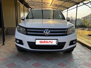 2013 Volkswagen Tiguan I Рестайлинг, белый, 1800000 рублей, вид 1