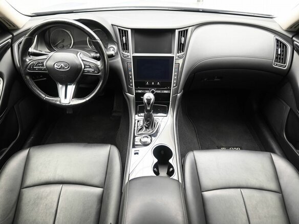 2017 Infiniti Q50 I Рестайлинг, серебристый, 2060000 рублей - вид 7