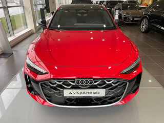 2025 Audi A5 L Sportback III (B10), красный, 5700000 рублей, вид 5