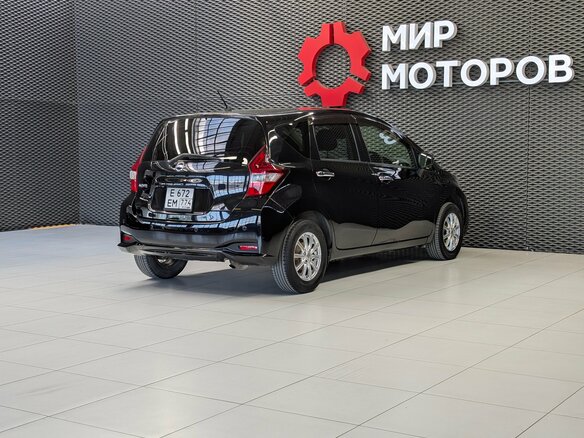 2017 Nissan Note II Рестайлинг, чёрный, 940000 рублей - вид 3