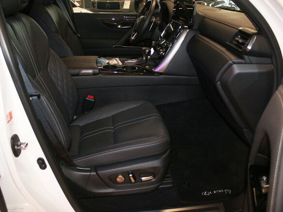 2022 Lexus LX 600 IV, белый, 15400000 рублей - вид 15