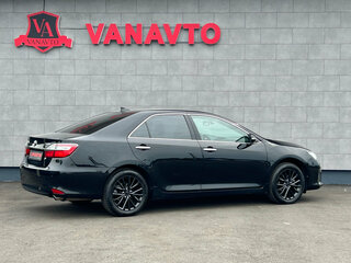 2017 Toyota Camry VII (XV50) Рестайлинг 2, чёрный, 2125000 рублей, вид 5