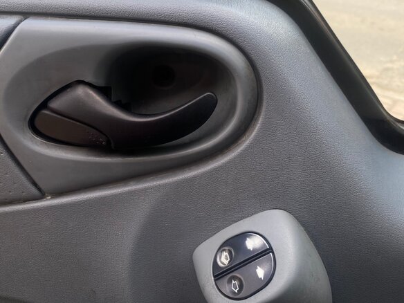 2011 Ford Transit, серый, 1300000 рублей - вид 32