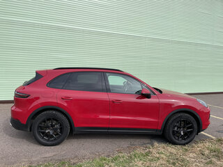 2021 Porsche Cayenne III, пурпурный, 8500000 рублей, вид 2