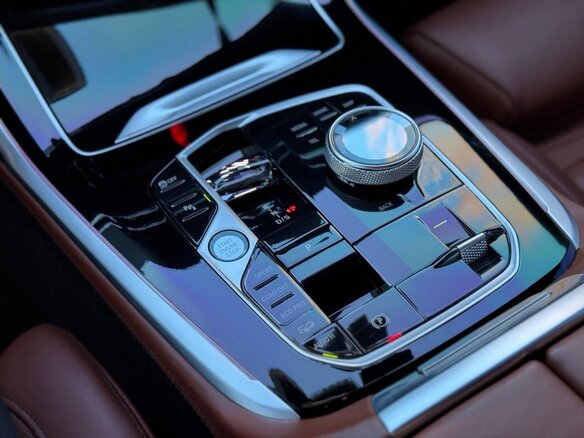 2023 BMW X7 40d I (G07) Рестайлинг, чёрный, 8400000 рублей - вид 25