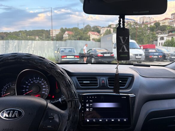 2012 Kia Rio 4-speed III, белый, 650000 рублей - вид 9