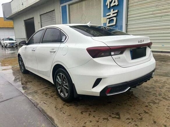 2021 Kia K3 II (China Market), белый - вид 5