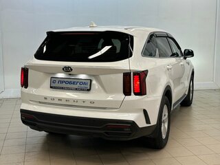 2021 Kia Sorento IV, белый, 2345000 рублей, вид 4