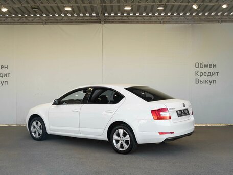 2014 Skoda Octavia III (A7), белый, 1149000 рублей, вид 3