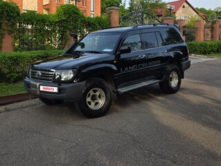 2005 Toyota Land Cruiser 105 100 Series Рестайлинг 2, чёрный, 2650000 рублей, вид 2