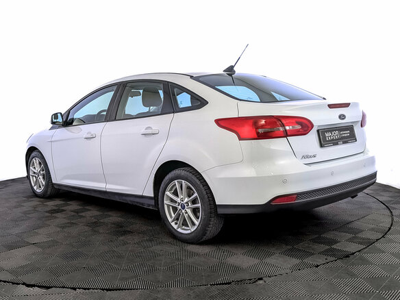 2018 Ford Focus III Рестайлинг, белый - вид 6