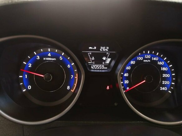 2015 Hyundai Elantra V (MD) Рестайлинг, серебристый - вид 9