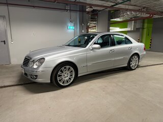 2008 Mercedes-Benz E-Класс 280 III (W211, S211) Рестайлинг, серебристый, 2500000 рублей, вид 4
