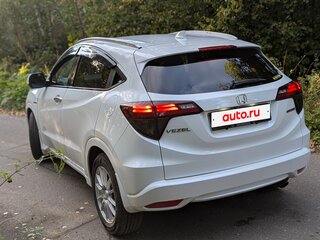 2017 Honda Vezel I, белый, 1850000 рублей, вид 4