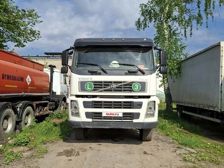 2004 Volvo FM, белый, 3450000 рублей, вид 2