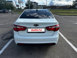 2012 Kia Rio 4-speed III, белый, 760000 рублей, вид 3
