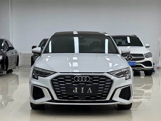 2022 Audi A3 35 TFSI IV (8Y), белый, 2100000 рублей, вид 2