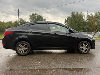 2014 Hyundai Solaris I Рестайлинг, чёрный, 1015000 рублей, вид 3