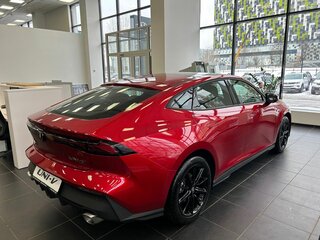 2025 Changan UNI-V I, красный, 3479900 рублей, вид 4