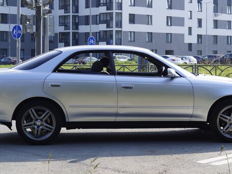 1995 Toyota Mark II VII (X90), серебристый, 600000 рублей, вид 5
