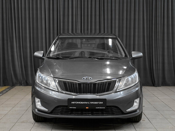 2012 Kia Rio 5-speed III, серый, 700000 рублей - вид 1