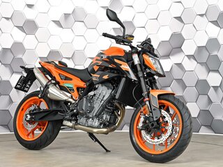 2023 KTM 890 Duke GP, оранжевый, 899000 рублей, вид 1
