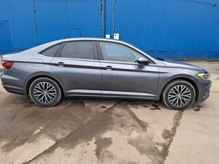 2018 Volkswagen Jetta 8-speed VII, серый, 1250000 рублей, вид 3