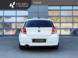 2011 BMW 1 серии 116i I (E81/E82/E87/E88) Рестайлинг, белый, 889000 рублей, вид 4