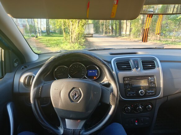 2016 Renault Logan II, синий, 620000 рублей - вид 7