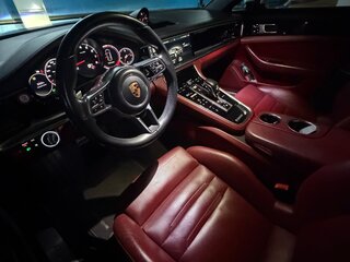 2018 Porsche Panamera 4 Executive II, белый, 6000000 рублей, вид 3
