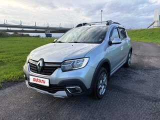 2021 Renault Sandero Stepway II Рестайлинг, серебристый, 1300000 рублей, вид 1
