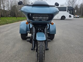2024 Harley-Davidson Tri Glide, голубой, 4200000 рублей, вид 2