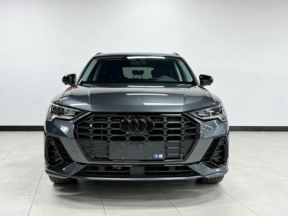 2023 Audi Q3 35 TFSI II (F3), серый, 2829000 рублей - вид 1