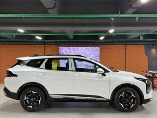 2026 Kia Sportage V Рестайлинг, белый, 3950000 рублей, вид 4