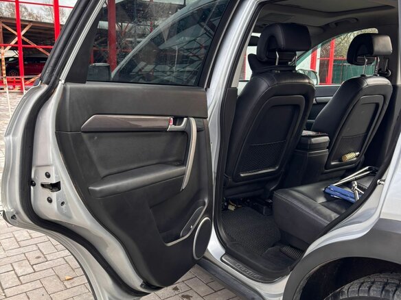 2013 Chevrolet Captiva I Рестайлинг, серебристый, 1150000 рублей - вид 6