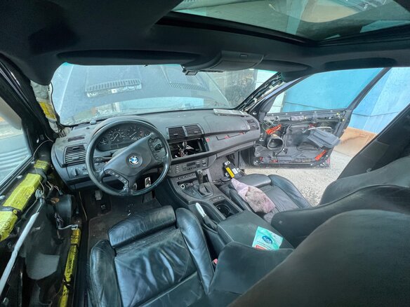 2002 BMW X5 4.6is I (E53), чёрный, 550000 рублей - вид 8