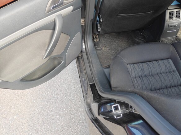 2011 Skoda Octavia DSG7 II (A5) Рестайлинг, чёрный - вид 11