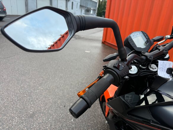 2023 KTM 250 Duke, чёрный, 399990 рублей - вид 15