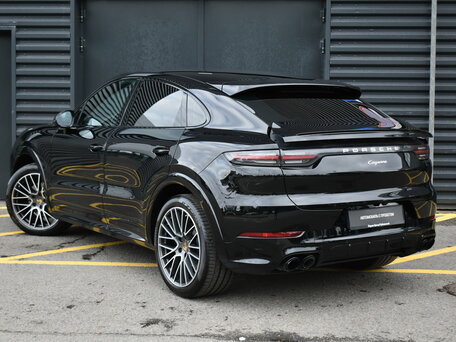 2021 Porsche Cayenne Coupé III, чёрный, 8950000 рублей, вид 4