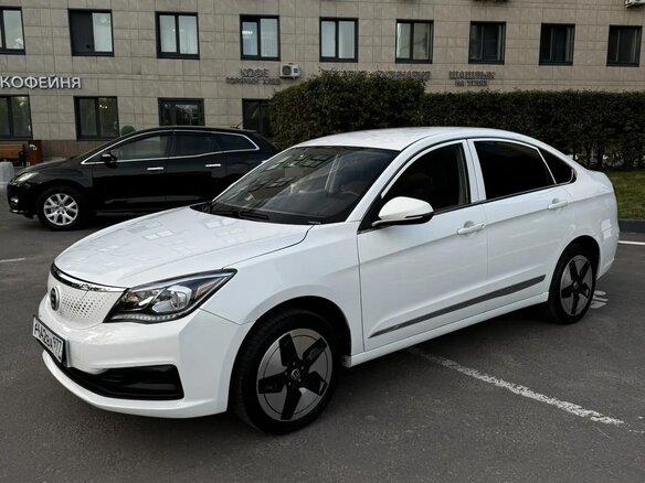2023 Evolute i-Pro, белый - вид 2
