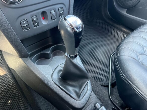2018 Renault Sandero II, синий, 815000 рублей - вид 11