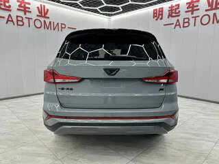 2025 Jetta VS7 I Рестайлинг 1, серый, 2355000 рублей, вид 4