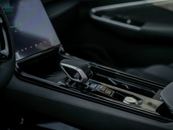 2025 Geely Cityray, серебристый, 2909990 рублей - вид 18