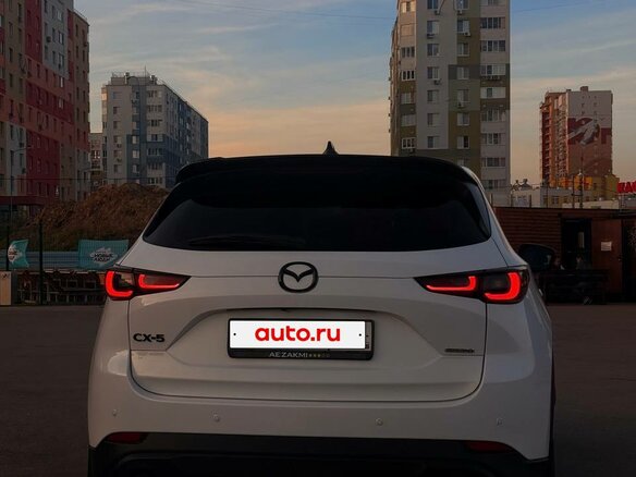 2025 Mazda CX-5 II Рестайлинг, белый, 3380000 рублей - вид 3