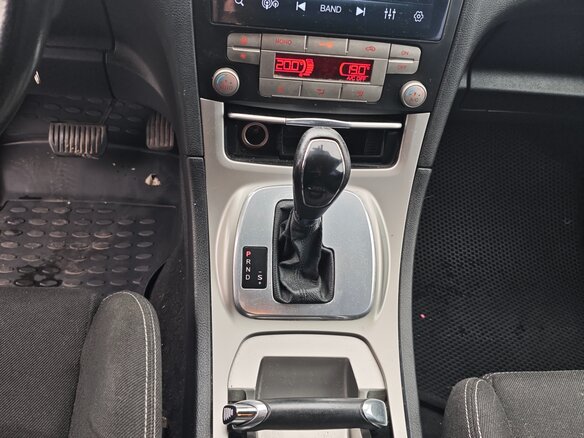 2010 Ford S-MAX I, зелёный, 1100000 рублей - вид 22